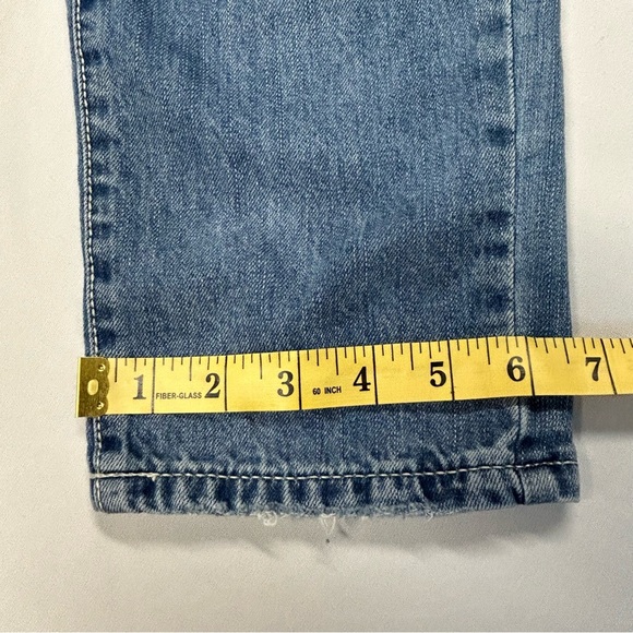 SO Juniors Mom Jean High Rise Size 9 (30x26) Taper Distressed Stretch Med Blue - Picture 11 of 14